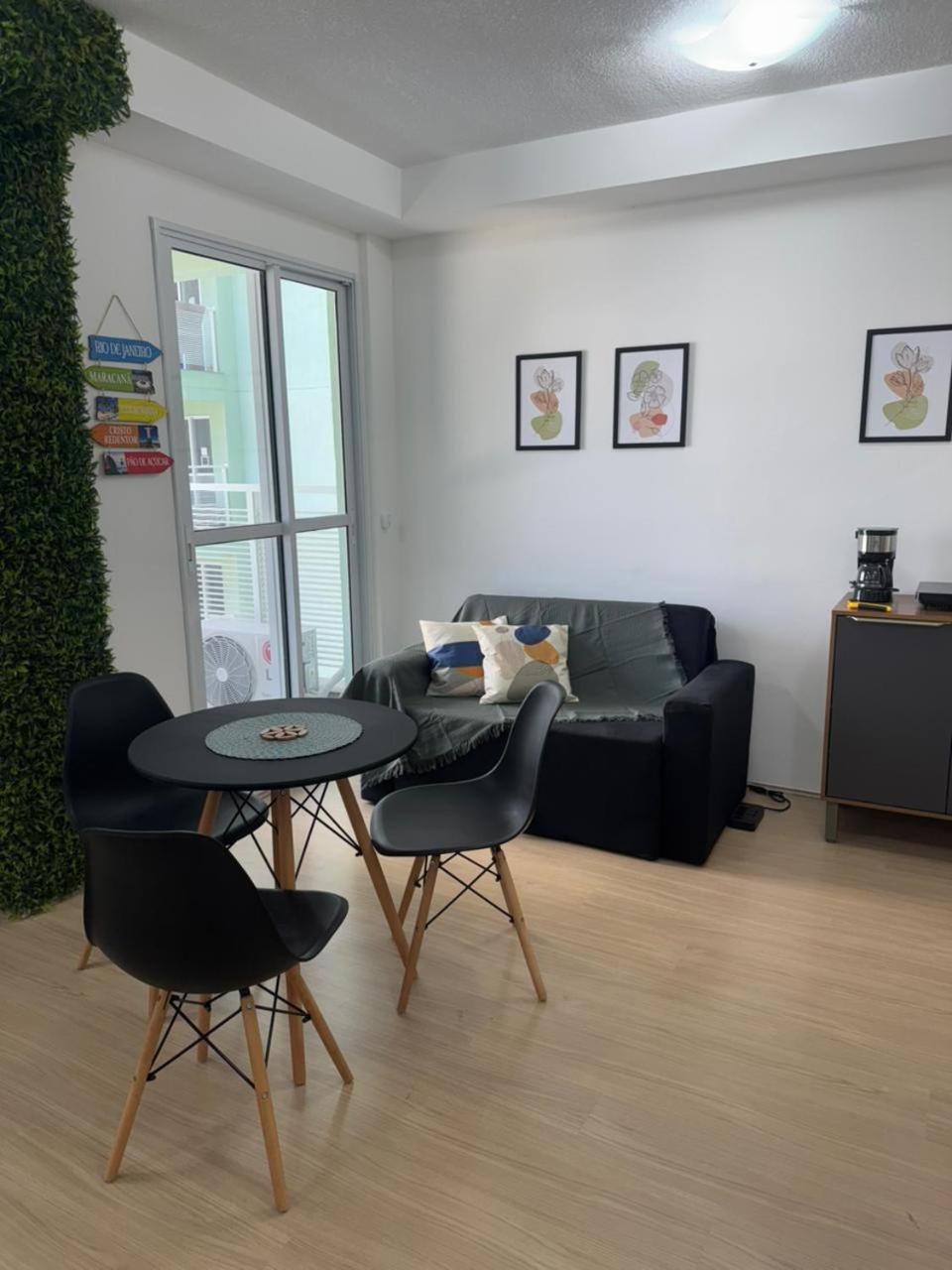 Apartamento Versatil E Funcional A 10 Min Da Z Sul 724 *